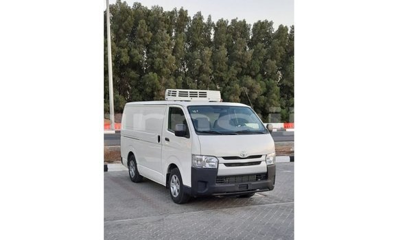 Acheter Import Voiture Toyota Hiace Blanc à Import - Dubai, État d'Abia Acheter Import Voiture Toyota Hiace Blanc à Import - Dubai, État d'Abia