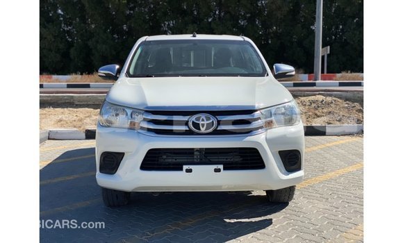 Buy Import Toyota Hilux White Car in Import - Dubai in Abia State Buy Import Toyota Hilux White Car in Import - Dubai in Abia State