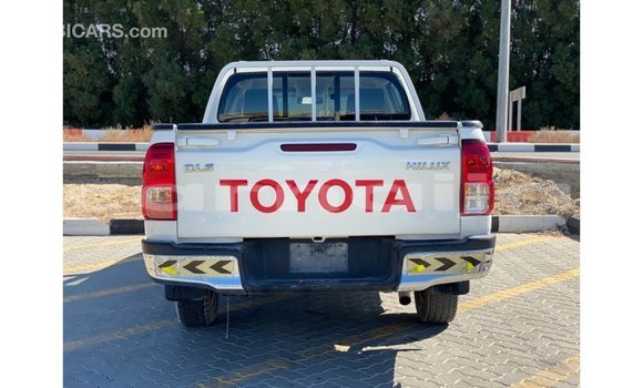 Buy Import Toyota Hilux White Car in Import - Dubai in Abia State Buy Import Toyota Hilux White Car in Import - Dubai in Abia State