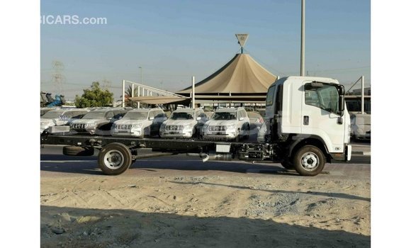 Acheter Import Voiture Isuzu Rodeo Blanc à Import - Dubai, État d'Abia Acheter Import Voiture Isuzu Rodeo Blanc à Import - Dubai, État d'Abia