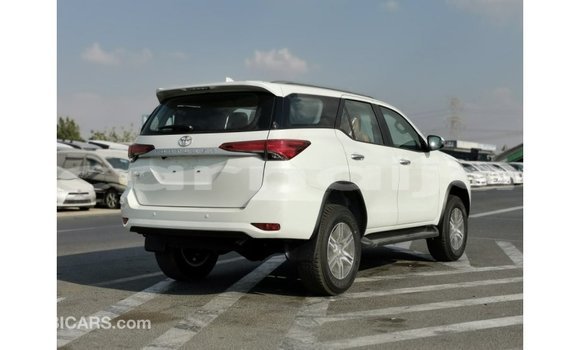 Buy Import Toyota Fortuner White Car in Import - Dubai in Abia State Buy Import Toyota Fortuner White Car in Import - Dubai in Abia State
