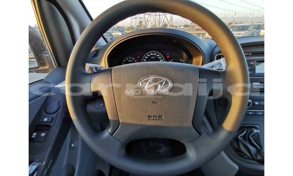 Buy Import Hyundai Accent White Car in Import - Dubai in Abia State Buy Import Hyundai Accent White Car in Import - Dubai in Abia State