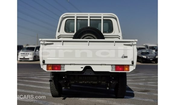 Buy Import Toyota Land Cruiser White Car in Import - Dubai in Abia State Buy Import Toyota Land Cruiser White Car in Import - Dubai in Abia State