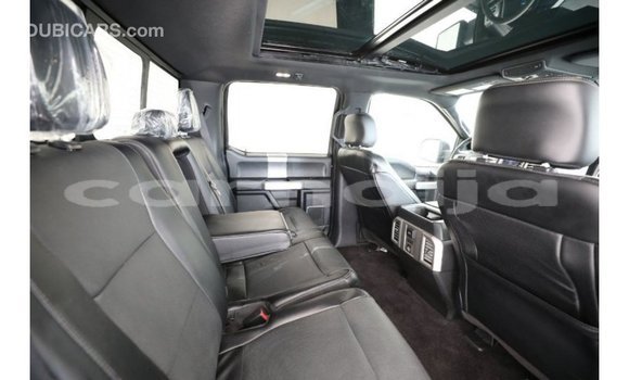 Acheter Import Voiture Ford Club Wagon Noir à Import - Dubai, État d'Abia Acheter Import Voiture Ford Club Wagon Noir à Import - Dubai, État d'Abia