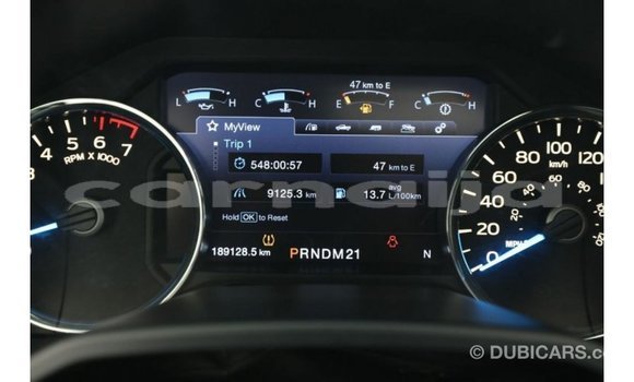 Acheter Import Voiture Ford Club Wagon Noir à Import - Dubai, État d'Abia Acheter Import Voiture Ford Club Wagon Noir à Import - Dubai, État d'Abia