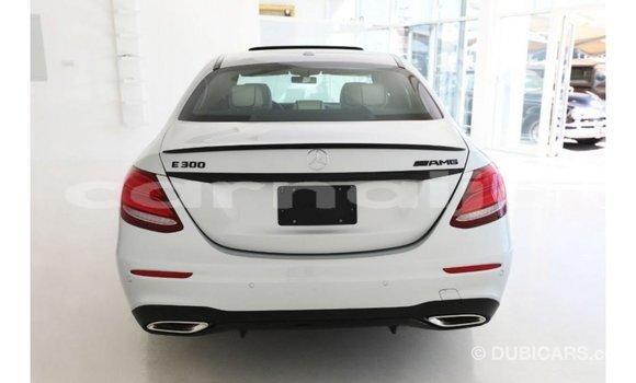 Acheter Import Utilitaire Mercedes‒Benz 1117 Autre à Import - Dubai, État d'Abia Acheter Import Utilitaire Mercedes‒Benz 1117 Autre à Import - Dubai, État d'Abia