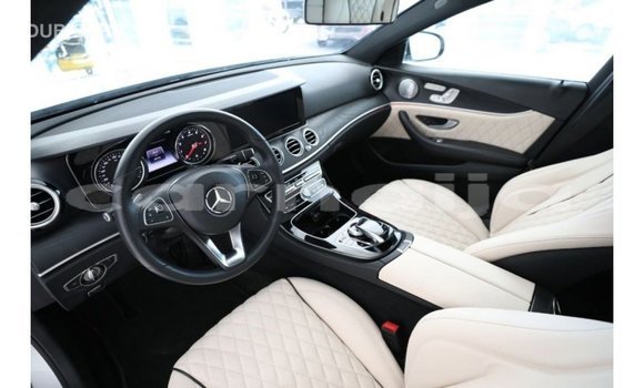 Acheter Import Utilitaire Mercedes‒Benz 1117 Autre à Import - Dubai, État d'Abia Acheter Import Utilitaire Mercedes‒Benz 1117 Autre à Import - Dubai, État d'Abia