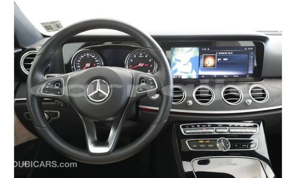 Acheter Import Utilitaire Mercedes‒Benz 1117 Autre à Import - Dubai, État d'Abia Acheter Import Utilitaire Mercedes‒Benz 1117 Autre à Import - Dubai, État d'Abia