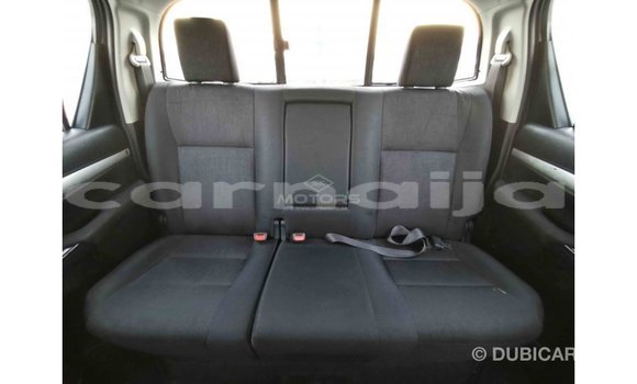 Buy Import Toyota Hilux White Car in Import - Dubai in Abia State Buy Import Toyota Hilux White Car in Import - Dubai in Abia State