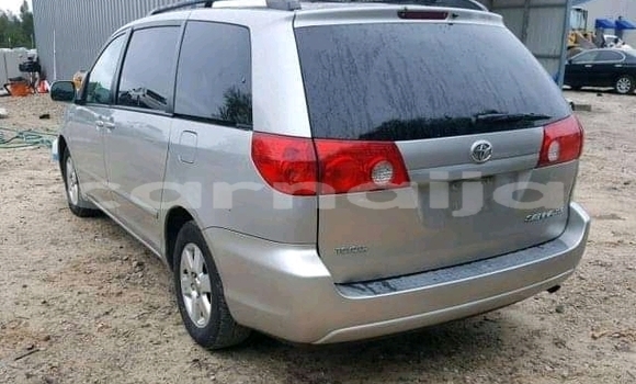 Acheter Import Voiture Toyota Sienna Autre à Abuja, État de Lagos Acheter Import Voiture Toyota Sienna Autre à Abuja, État de Lagos