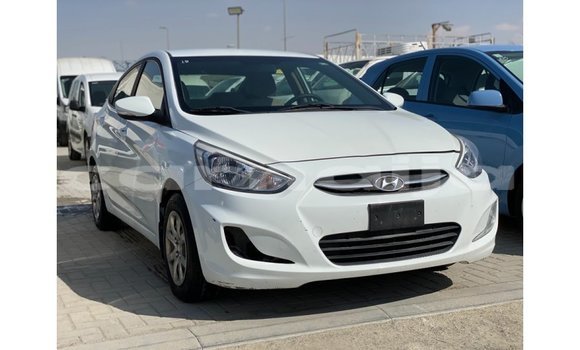 Buy Import Hyundai Accent White Car in Import - Dubai in Abia State Buy Import Hyundai Accent White Car in Import - Dubai in Abia State