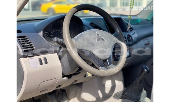 Buy Import Mitsubishi L200 White Car in Import - Dubai in Abia State Buy Import Mitsubishi L200 White Car in Import - Dubai in Abia State