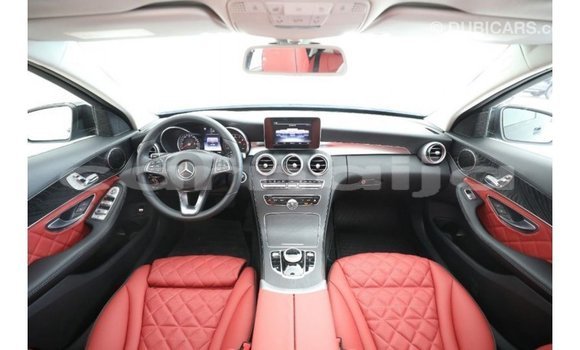 Buy Import Mercedes‒Benz 1117 Black Truck in Import - Dubai in Abia State Buy Import Mercedes‒Benz 1117 Black Truck in Import - Dubai in Abia State