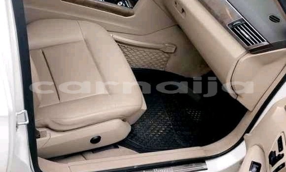Acheter Occasion Voiture Mercedes-Benz C–Class Blanc à Agbor, État du Delta Acheter Occasion Voiture Mercedes-Benz C–Class Blanc à Agbor, État du Delta