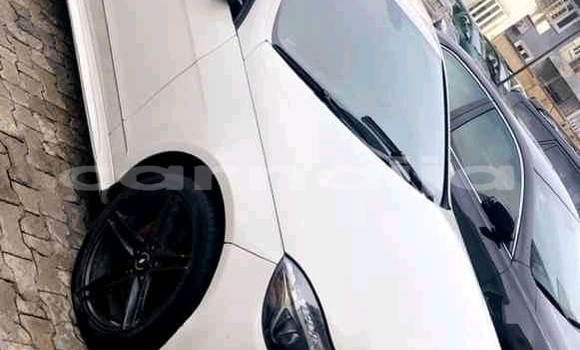 Acheter Occasion Voiture Mercedes-Benz C–Class Blanc à Agbor, État du Delta Acheter Occasion Voiture Mercedes-Benz C–Class Blanc à Agbor, État du Delta