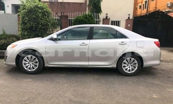 Acheter Occasion Voiture Toyota Camry Gris à Agbor, État du Delta Acheter Occasion Voiture Toyota Camry Gris à Agbor, État du Delta