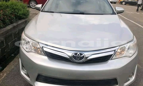 Acheter Occasion Voiture Toyota Camry Gris à Agbor, État du Delta Acheter Occasion Voiture Toyota Camry Gris à Agbor, État du Delta