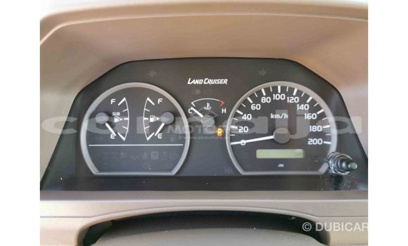 Acheter Import Voiture Toyota Land Cruiser Beige à Import - Dubai, État d'Abia Acheter Import Voiture Toyota Land Cruiser Beige à Import - Dubai, État d'Abia