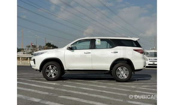 Buy Import Toyota Fortuner White Car in Import - Dubai in Abia State Buy Import Toyota Fortuner White Car in Import - Dubai in Abia State