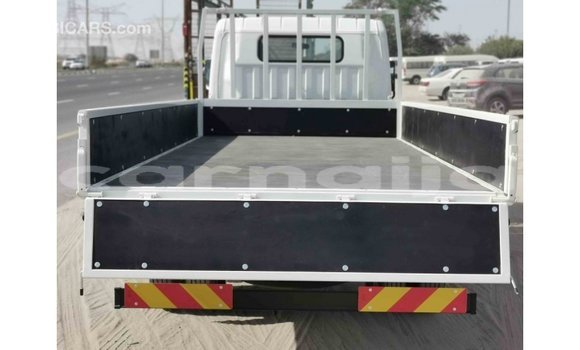 Acheter Import Utilitaire Mitsubishi L400 Blanc à Import - Dubai, État d'Abia Acheter Import Utilitaire Mitsubishi L400 Blanc à Import - Dubai, État d'Abia