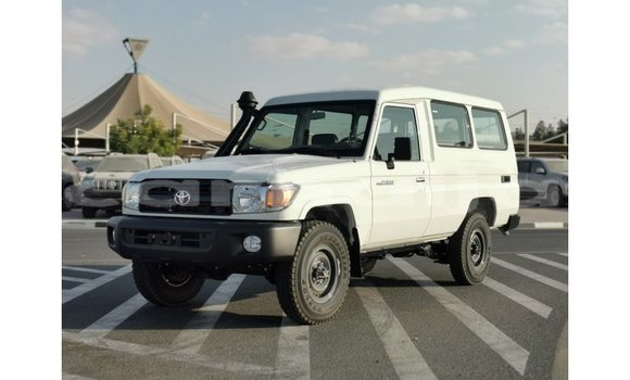 Buy Import Toyota Land Cruiser White Car in Import - Dubai in Abia State