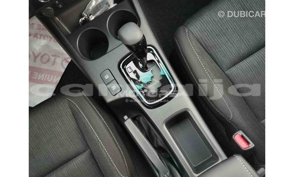 Buy Import Toyota Hilux White Car in Import - Dubai in Abia State Buy Import Toyota Hilux White Car in Import - Dubai in Abia State