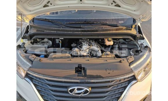 Buy Import Hyundai Accent White Car in Import - Dubai in Abia State Buy Import Hyundai Accent White Car in Import - Dubai in Abia State