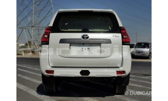 Acheter Import Voiture Toyota Prado Blanc à Import - Dubai, État d'Abia Acheter Import Voiture Toyota Prado Blanc à Import - Dubai, État d'Abia