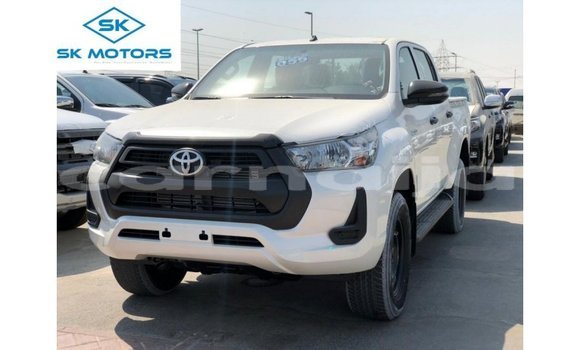 Acheter Import Voiture Toyota Hilux Blanc à Import - Dubai, État d'Abia Acheter Import Voiture Toyota Hilux Blanc à Import - Dubai, État d'Abia