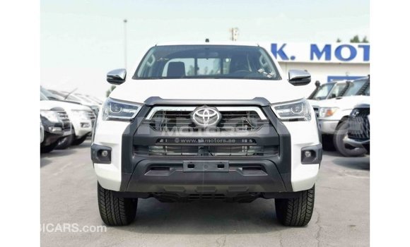Buy Import Toyota Hilux White Car in Import - Dubai in Abia State Buy Import Toyota Hilux White Car in Import - Dubai in Abia State