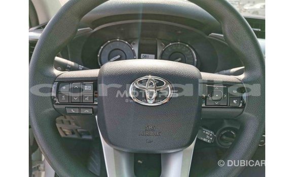 Buy Import Toyota Hilux White Car in Import - Dubai in Abia State Buy Import Toyota Hilux White Car in Import - Dubai in Abia State