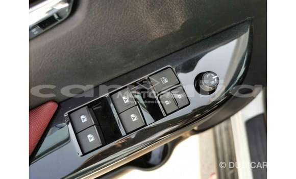 Buy Import Toyota Hilux White Car in Import - Dubai in Abia State Buy Import Toyota Hilux White Car in Import - Dubai in Abia State