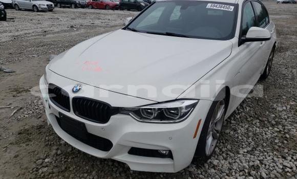 Buy New BMW 315 White Car in Calabar in Cross River State Buy New BMW 315 White Car in Calabar in Cross River State