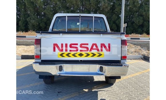 Buy Import Nissan Pickup White Car in Import - Dubai in Abia State Buy Import Nissan Pickup White Car in Import - Dubai in Abia State