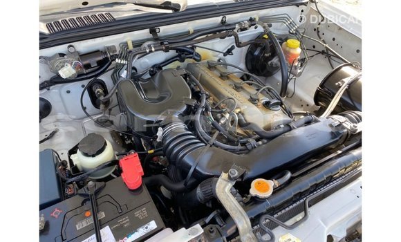 Buy Import Nissan Pickup White Car in Import - Dubai in Abia State Buy Import Nissan Pickup White Car in Import - Dubai in Abia State