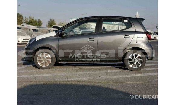 Buy Import Toyota HiAce Other Truck in Import - Dubai in Abia State Buy Import Toyota HiAce Other Truck in Import - Dubai in Abia State