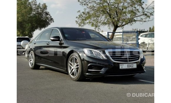 Acheter Import Utilitaire Mercedes‒Benz 1117 Noir à Import - Dubai, État d'Abia Acheter Import Utilitaire Mercedes‒Benz 1117 Noir à Import - Dubai, État d'Abia