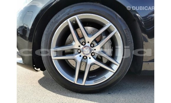 Acheter Import Utilitaire Mercedes‒Benz 1117 Noir à Import - Dubai, État d'Abia Acheter Import Utilitaire Mercedes‒Benz 1117 Noir à Import - Dubai, État d'Abia