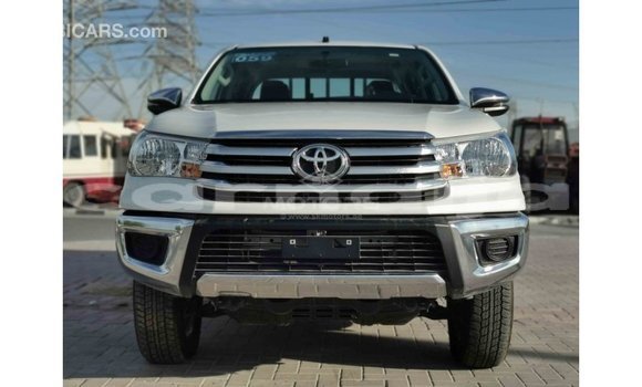 Buy Import Toyota Hilux White Car in Import - Dubai in Abia State Buy Import Toyota Hilux White Car in Import - Dubai in Abia State