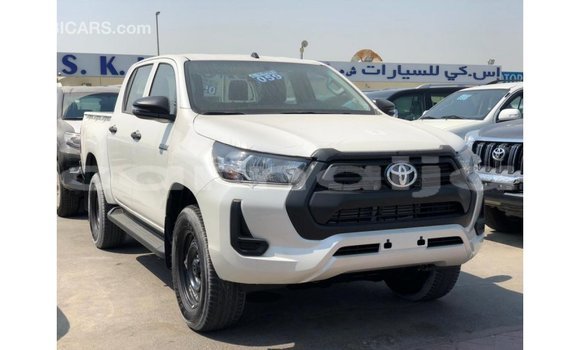 Acheter Import Voiture Toyota Hilux Blanc à Import - Dubai, État d'Abia Acheter Import Voiture Toyota Hilux Blanc à Import - Dubai, État d'Abia
