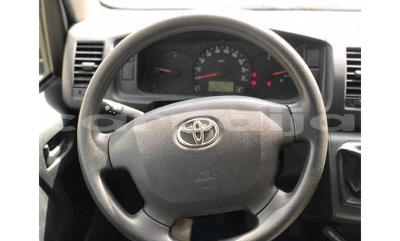 Buy Import Toyota Hiace White Car in Import - Dubai in Abia State Buy Import Toyota Hiace White Car in Import - Dubai in Abia State