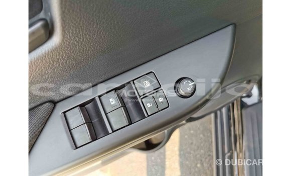 Acheter Import Voiture Toyota Hilux Noir à Import - Dubai, État d'Abia Acheter Import Voiture Toyota Hilux Noir à Import - Dubai, État d'Abia