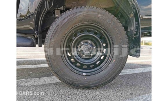 Acheter Import Voiture Toyota Hilux Noir à Import - Dubai, État d'Abia Acheter Import Voiture Toyota Hilux Noir à Import - Dubai, État d'Abia