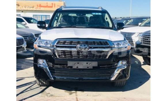 Acheter Import Voiture Toyota Land Cruiser Noir à Import - Dubai, État d'Abia Acheter Import Voiture Toyota Land Cruiser Noir à Import - Dubai, État d'Abia