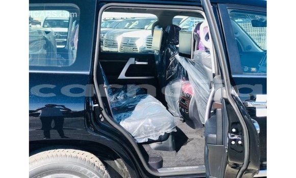 Acheter Import Voiture Toyota Land Cruiser Noir à Import - Dubai, État d'Abia Acheter Import Voiture Toyota Land Cruiser Noir à Import - Dubai, État d'Abia