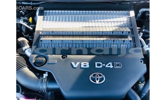 Acheter Import Voiture Toyota Land Cruiser Noir à Import - Dubai, État d'Abia Acheter Import Voiture Toyota Land Cruiser Noir à Import - Dubai, État d'Abia