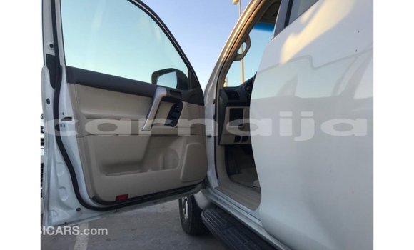 Acheter Import Voiture Toyota Prado Blanc à Import - Dubai, État d'Abia Acheter Import Voiture Toyota Prado Blanc à Import - Dubai, État d'Abia