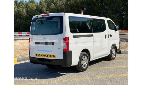 Acheter Import Voiture Nissan Urvan Blanc à Import - Dubai, État d'Abia Acheter Import Voiture Nissan Urvan Blanc à Import - Dubai, État d'Abia