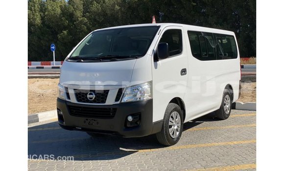 Acheter Import Voiture Nissan Urvan Blanc à Import - Dubai, État d'Abia Acheter Import Voiture Nissan Urvan Blanc à Import - Dubai, État d'Abia