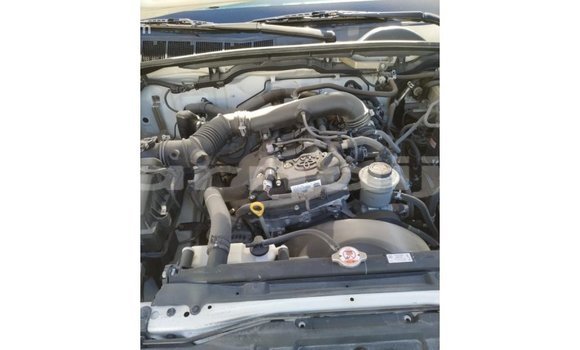 Acheter Import Voiture Toyota Hilux Blanc à Import - Dubai, État d'Abia Acheter Import Voiture Toyota Hilux Blanc à Import - Dubai, État d'Abia